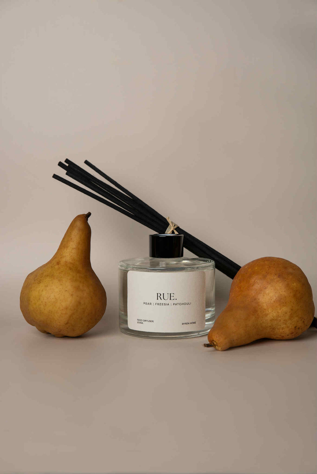 RUE | Pear & Freesia