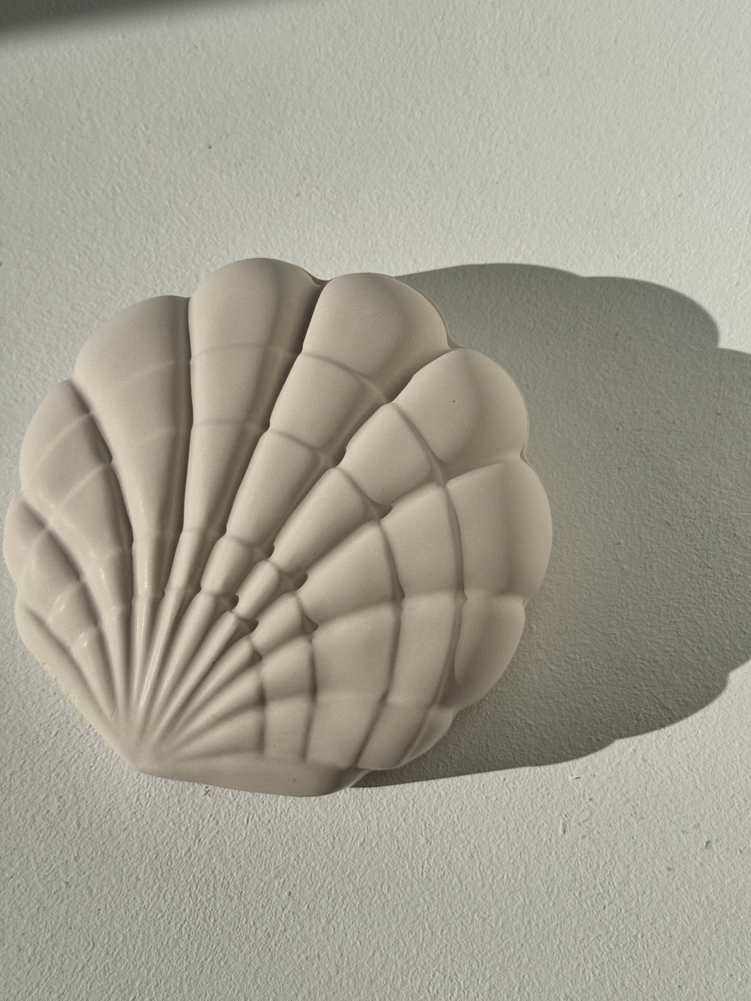 THE TALLULAH DISH