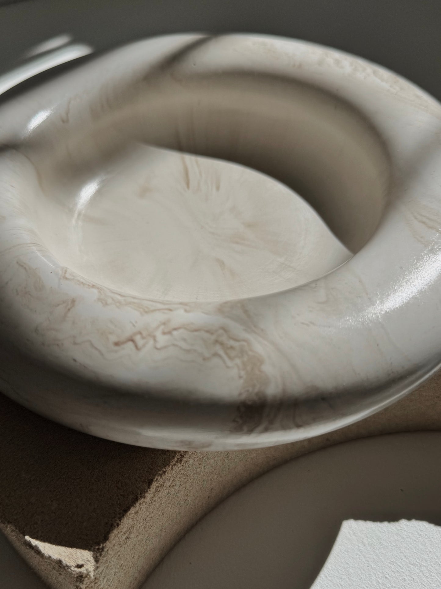 THE ARIES DISH - MARBLE